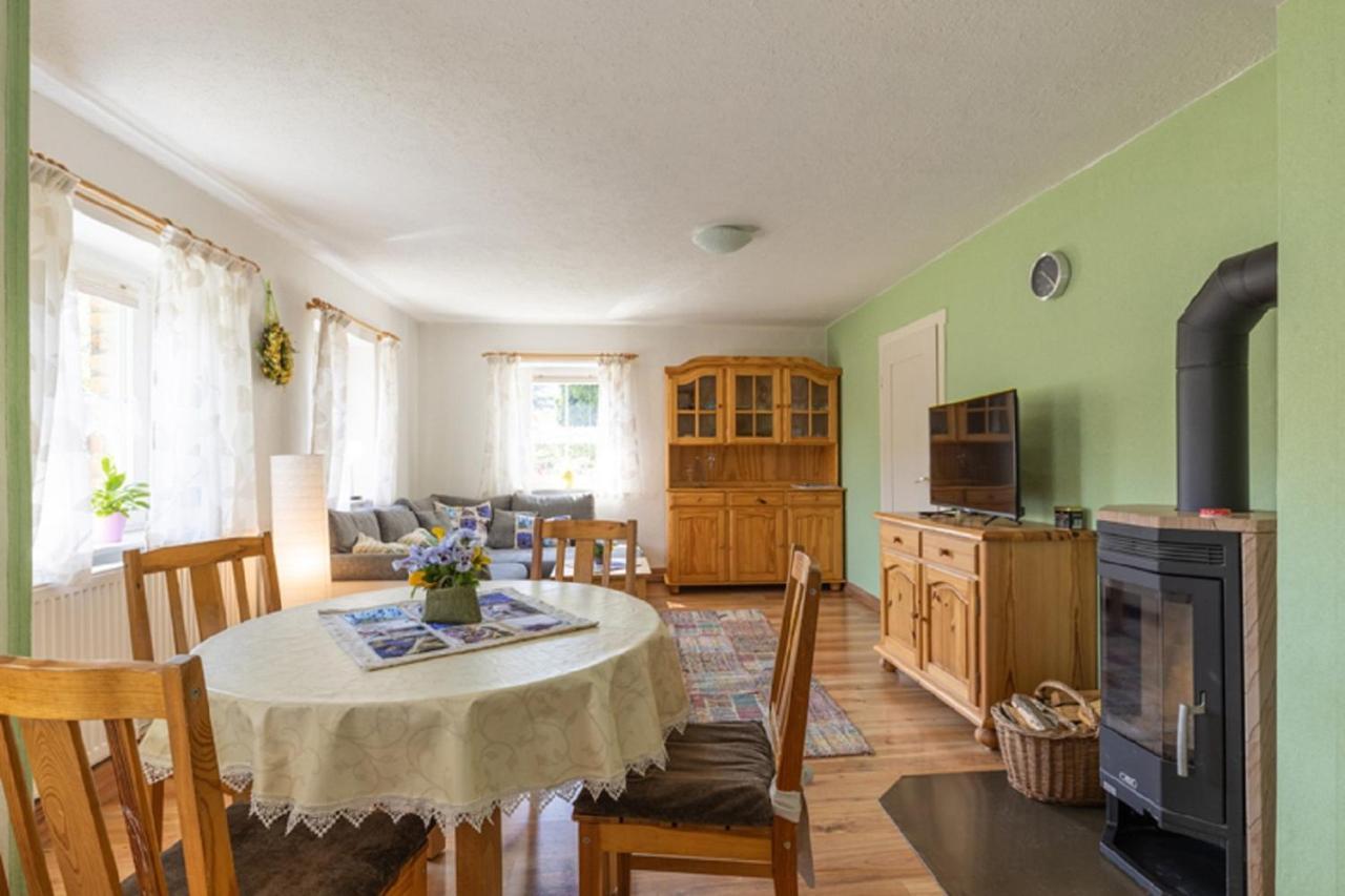 Bauernhof Ladusch Apartment Mucka ภายนอก รูปภาพ