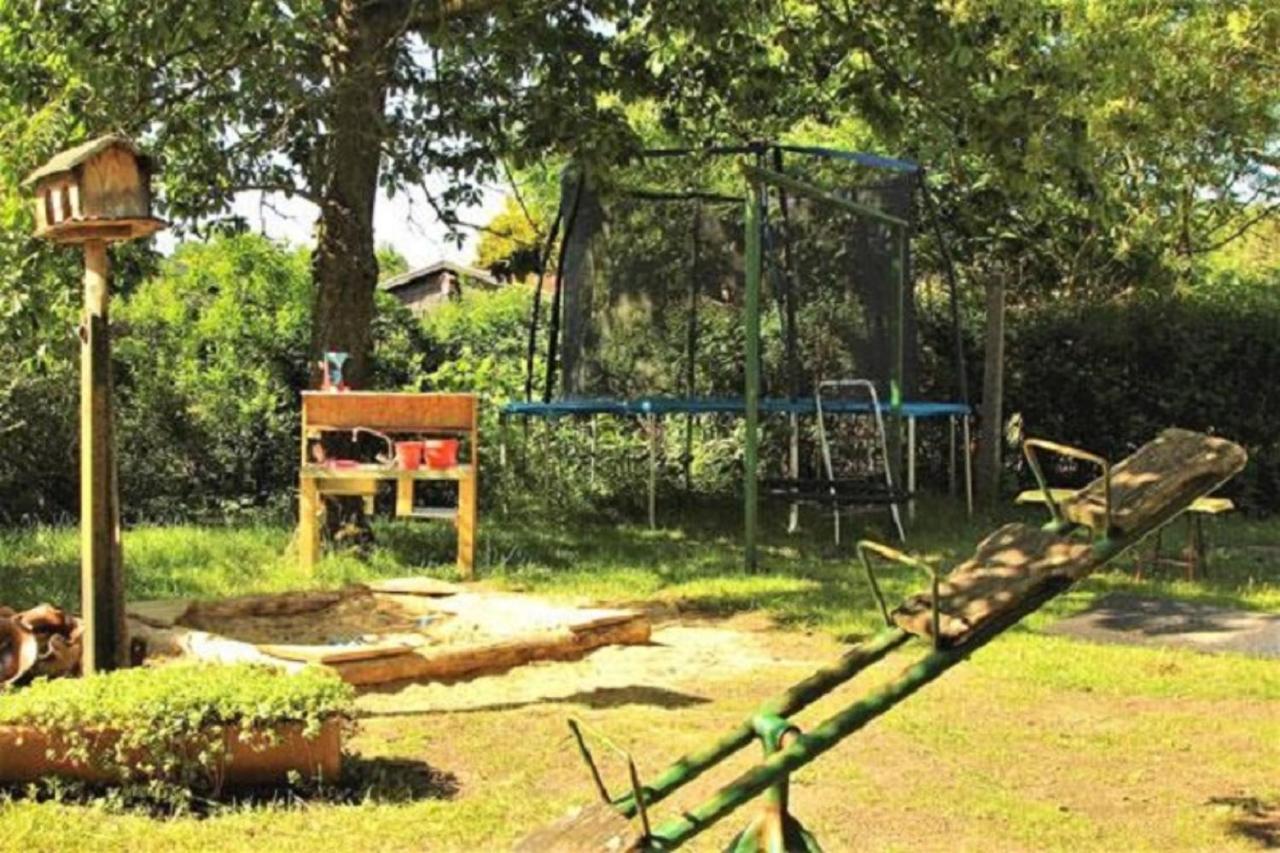Bauernhof Ladusch Apartment Mucka ภายนอก รูปภาพ