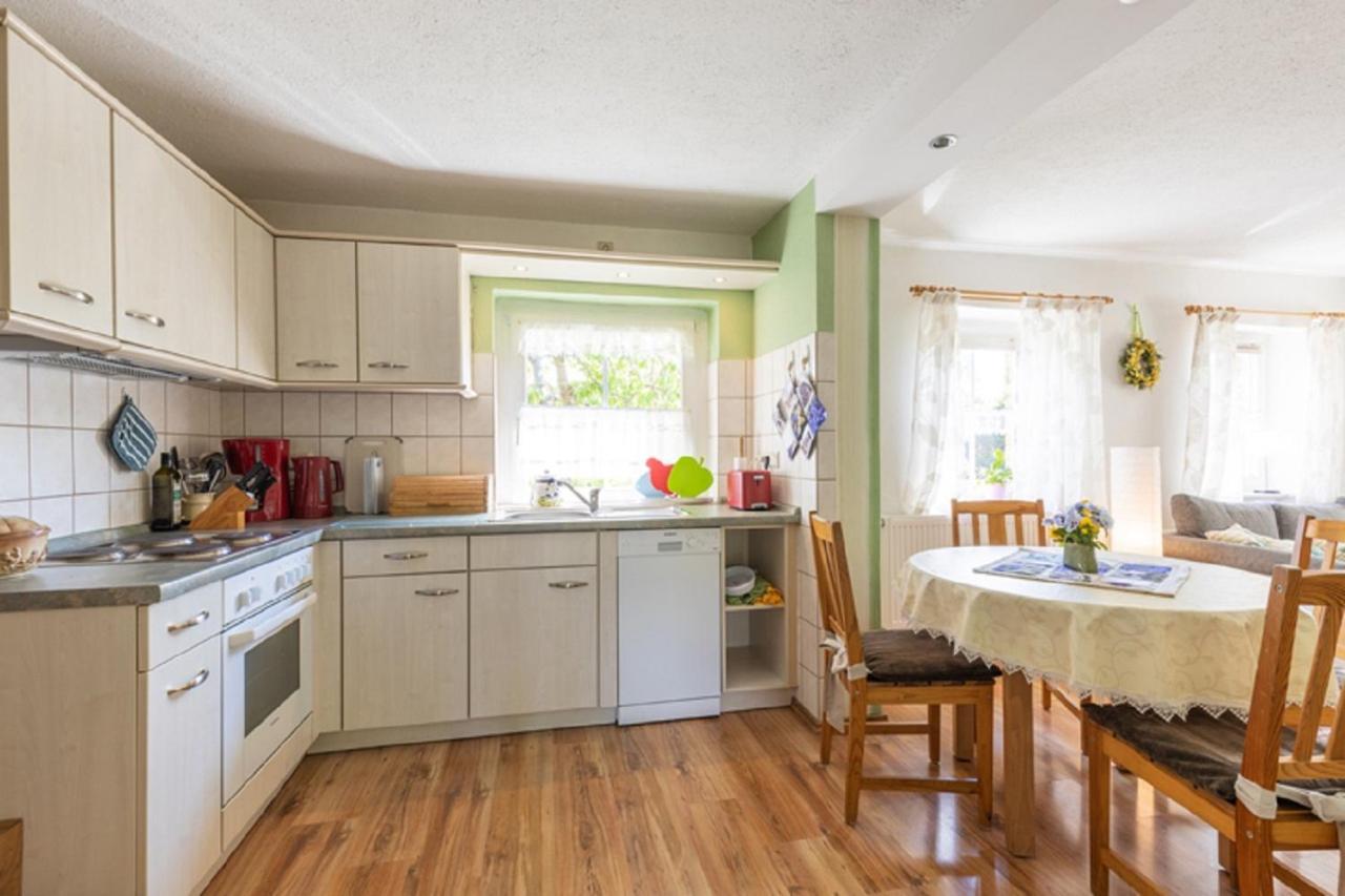 Bauernhof Ladusch Apartment Mucka ภายนอก รูปภาพ